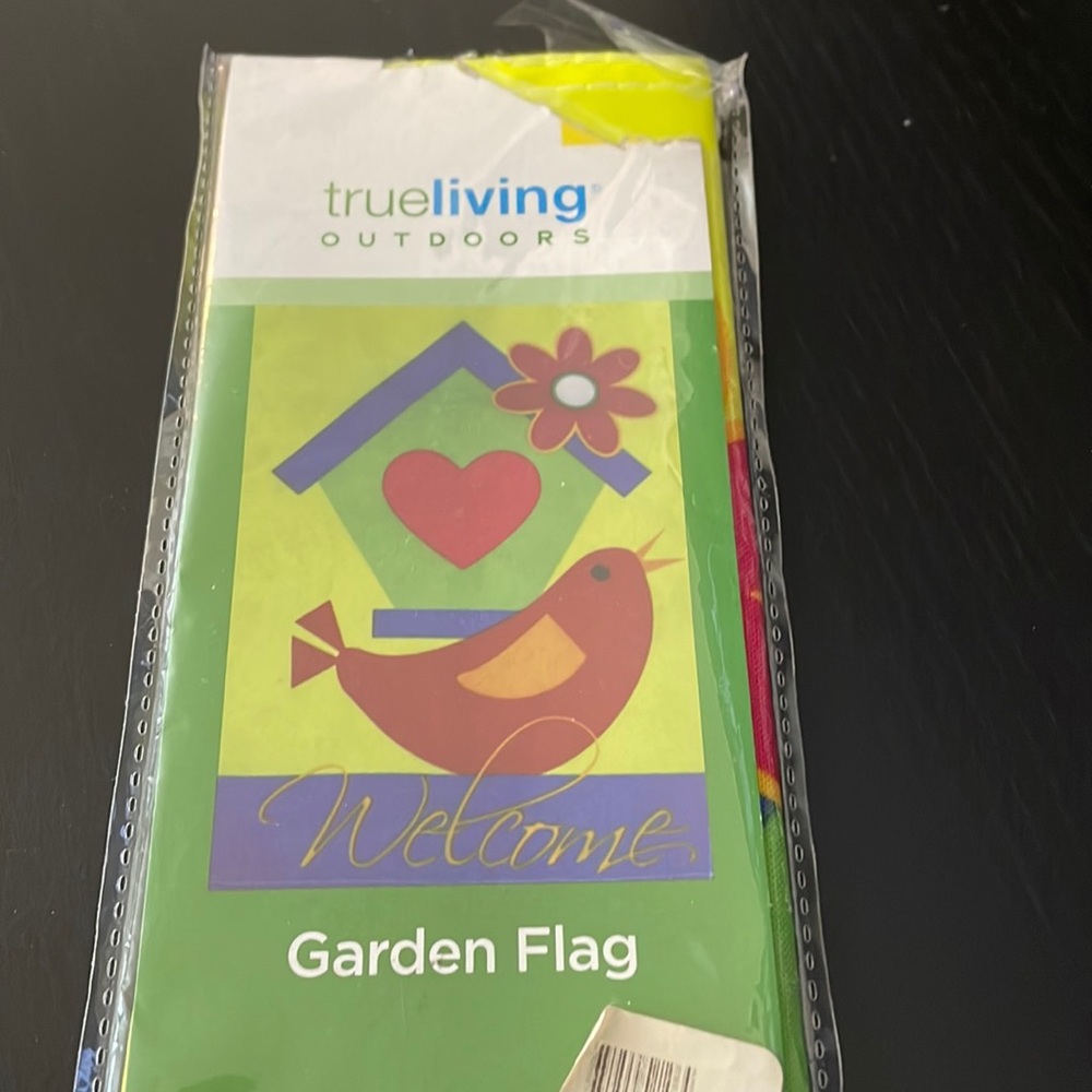 NWT Garden Flag